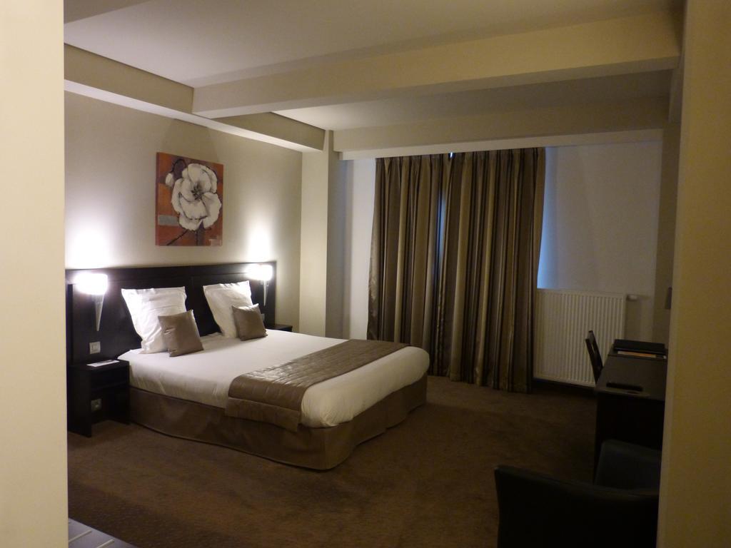 Hotel Saint Daniel Péruwelz Extérieur photo