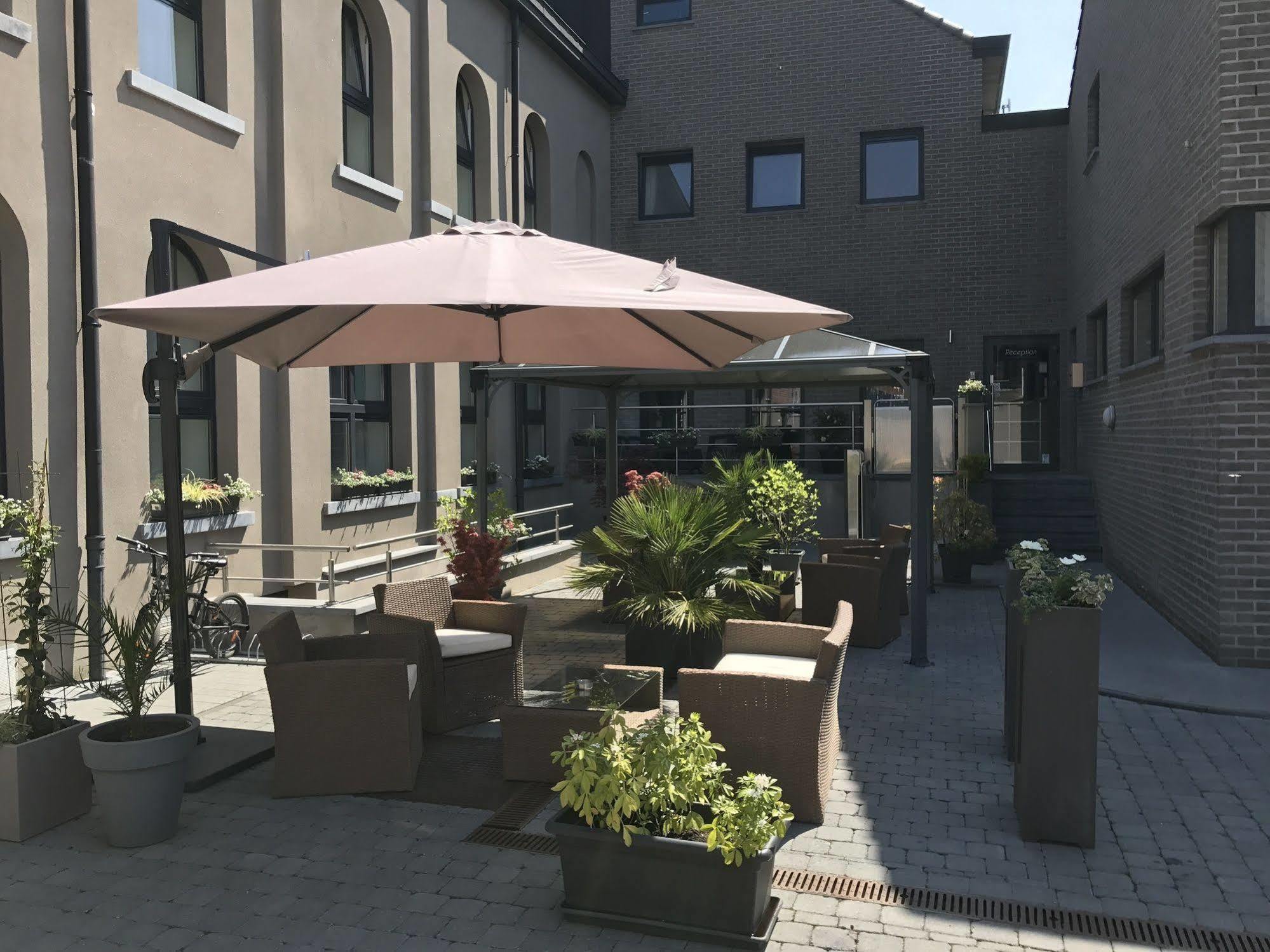 Hotel Saint Daniel Péruwelz Extérieur photo